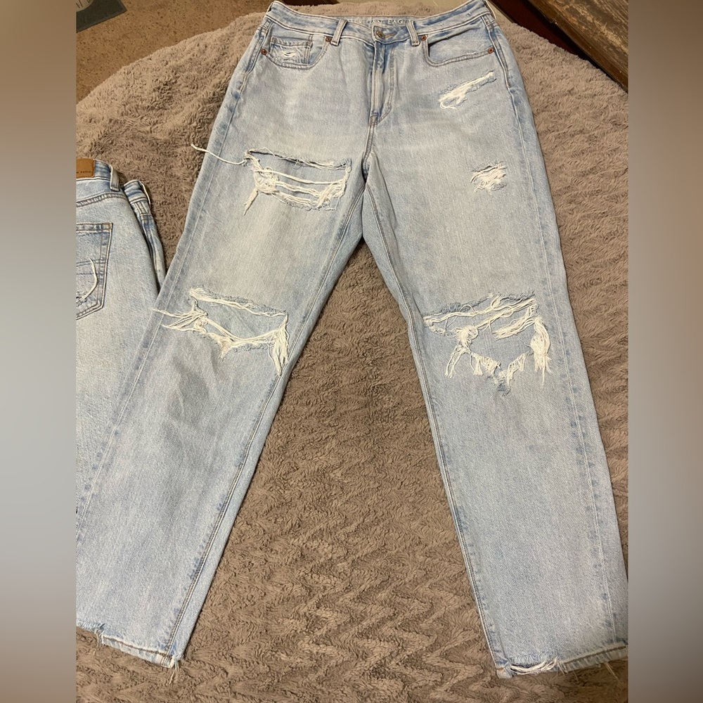 American Eagle Mom Jeans